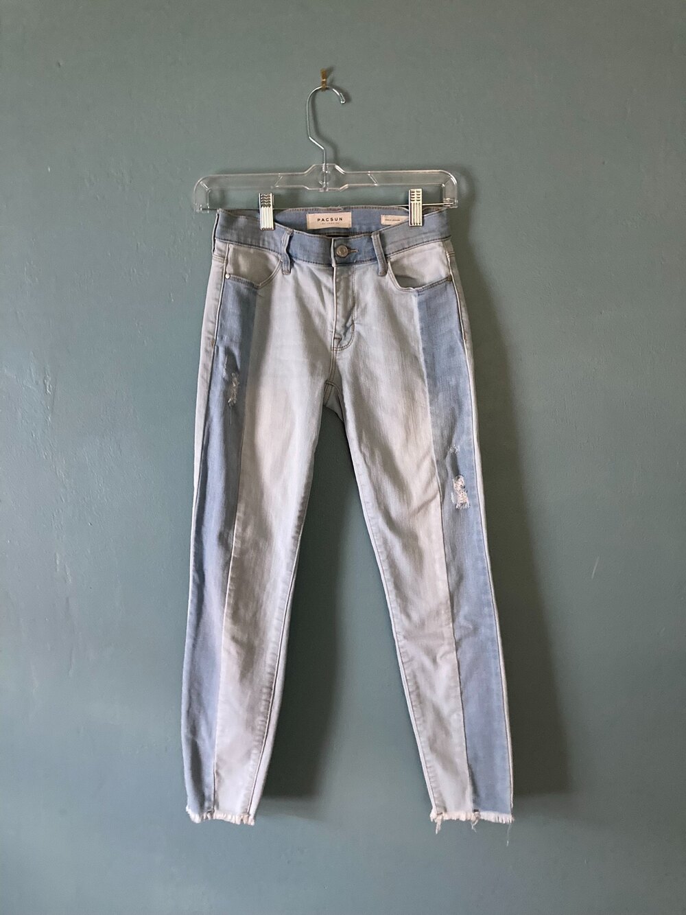 PacSun two tone distressed ankle jeggings size 23